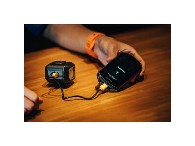 Moon Titan Max 1700 Lumen Front Light click to zoom image