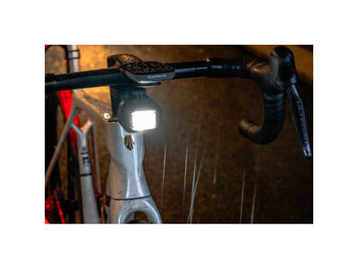 Moon Titan Max 1700 Lumen Front Light click to zoom image