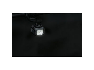 Moon Titan Max 1700 Lumen Front Light click to zoom image